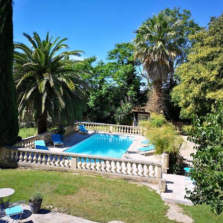 Le Mas Des Agapes Beaucaire  Exterior photo